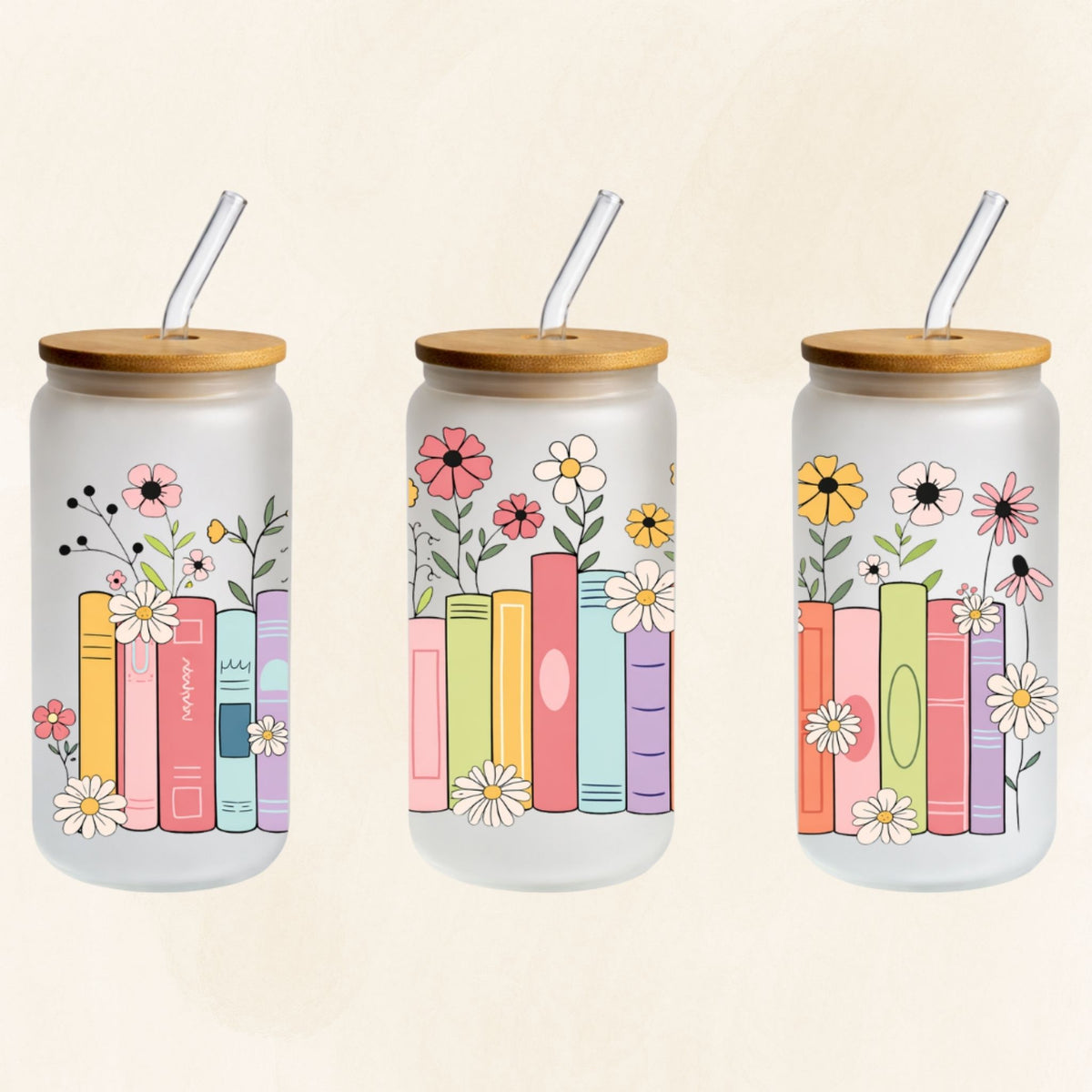 Frosted 16-oz-Glastumbler im Bookshelf-Design mit bunten Büchern, Blumen, Bambusdeckel und Glasstrohhalm